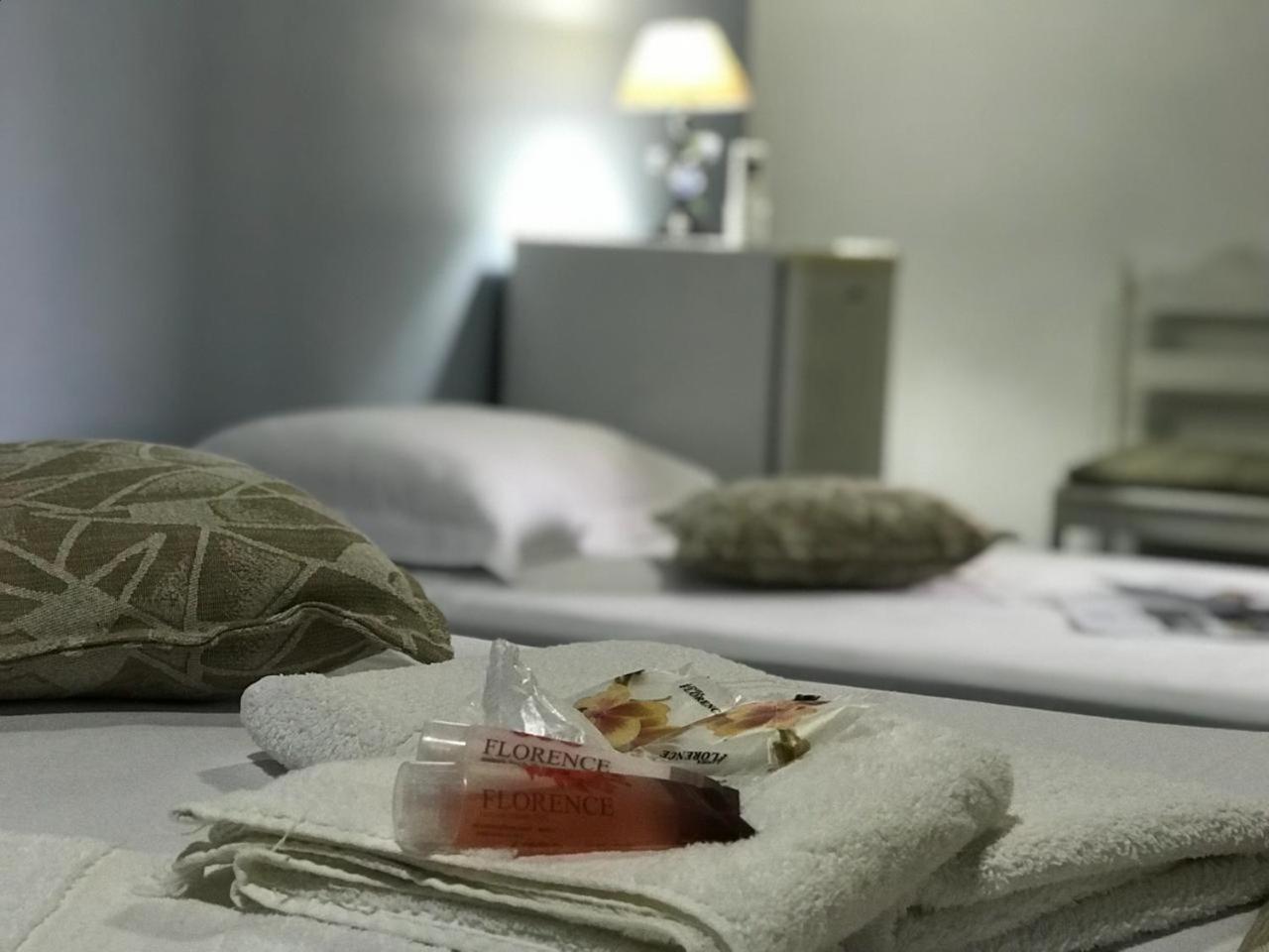 Pousadinha Da Praca Conservatoria Bagian luar foto